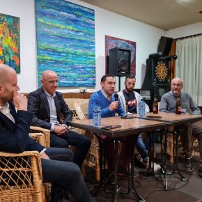 La idiosincrasia y las reivindicaciones de los ‘speakers’, en una charla de la&nbsp;ASPE