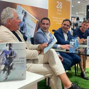 El reconocimiento a los futbolistas argentinos que han jugado en España y sus anécdotas, en el último libro del periodista Roberto&nbsp;Benito